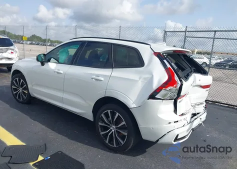 2024 Volvo Xc60 B5 Plus Dark Theme из США, поврежденный, VIN YV4L12RL9R1818978